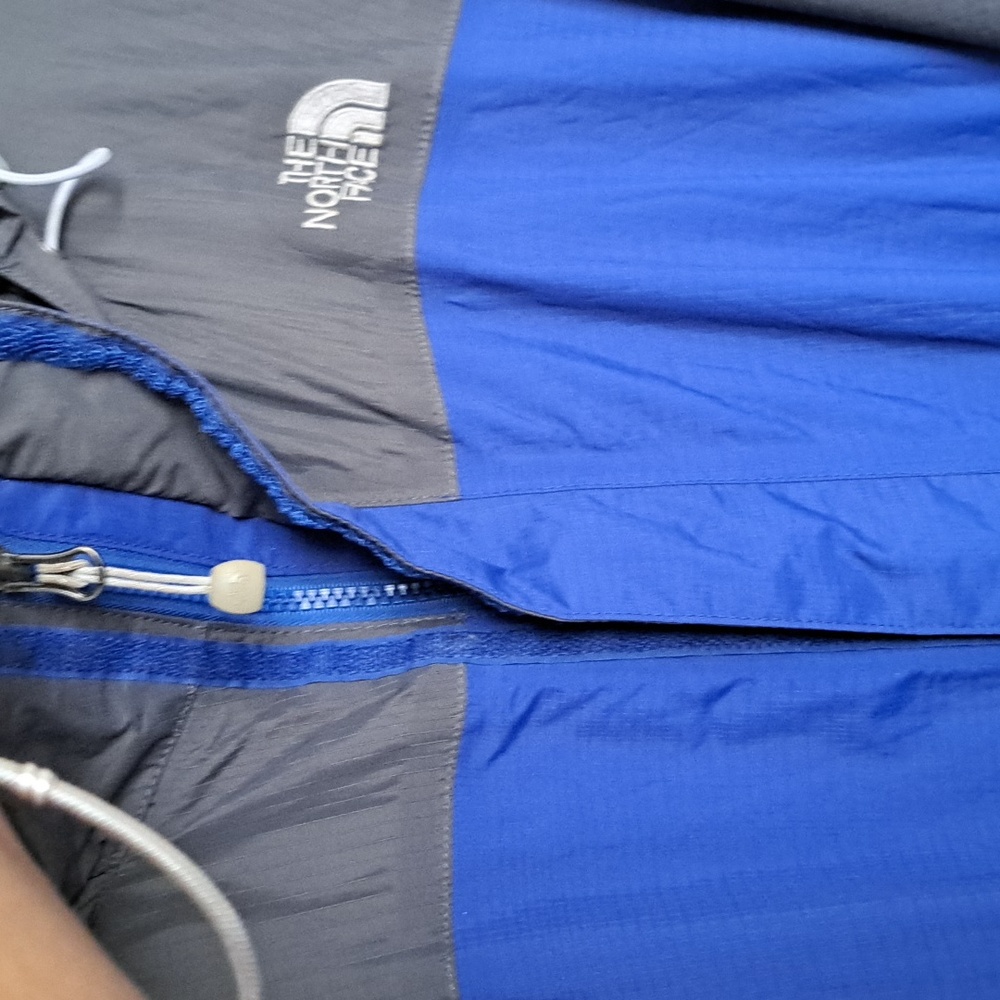 Northface Lightweight Jacket - image 2